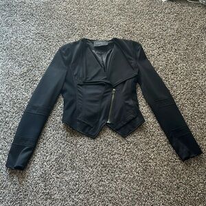 Akira Chicago Small Black Cropped Blazer Zip Up